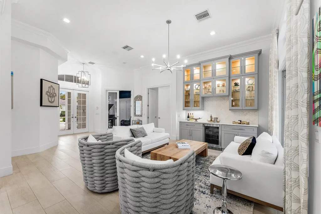 132 Pembroke Drive Palm Beach Gardens FL 33418