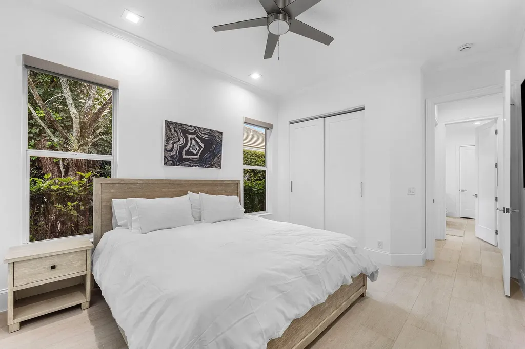 132 Pembroke Drive Palm Beach Gardens FL 33418