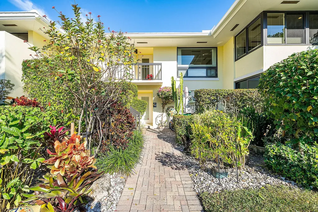 3637 Quail Ridge Drive Boynton Beach FL 33436