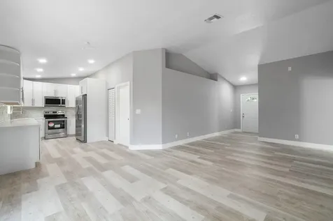 5213 Blueberry Hill Avenue Lake Worth FL 33463