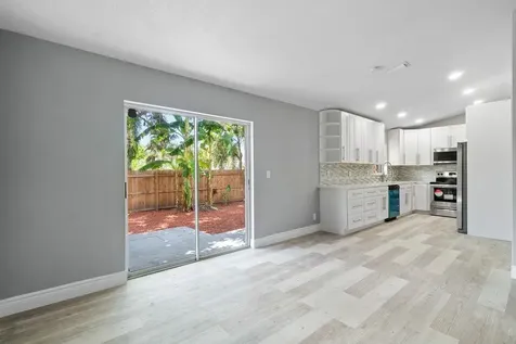 5213 Blueberry Hill Avenue Lake Worth FL 33463
