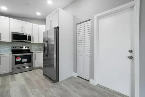 5213 Blueberry Hill Avenue Lake Worth FL 33463