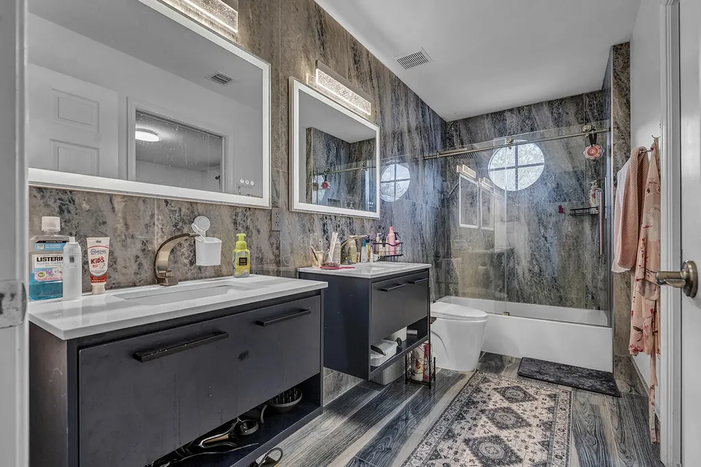 15643 Messina Isle Court Delray Beach FL 33446