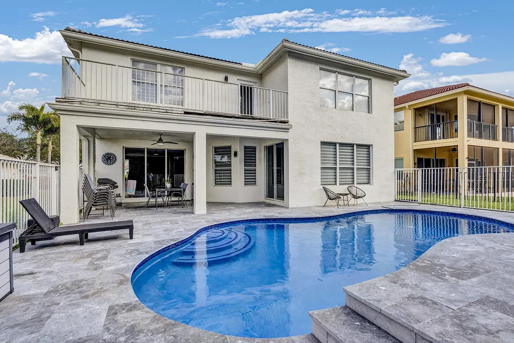 15643 Messina Isle Court Delray Beach FL 33446