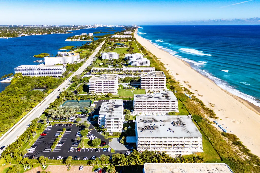 2600 S Ocean Boulevard Palm Beach FL 33480