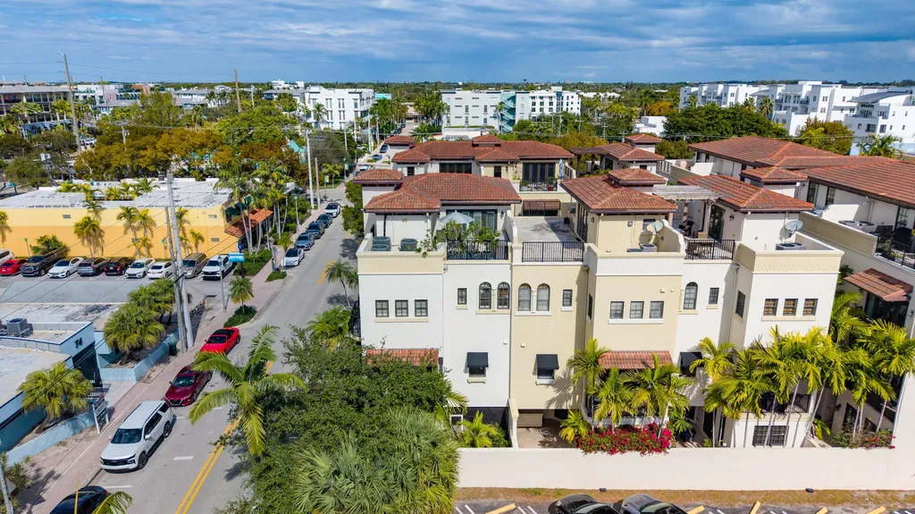 65 NE 4th Avenue Delray Beach FL 33483