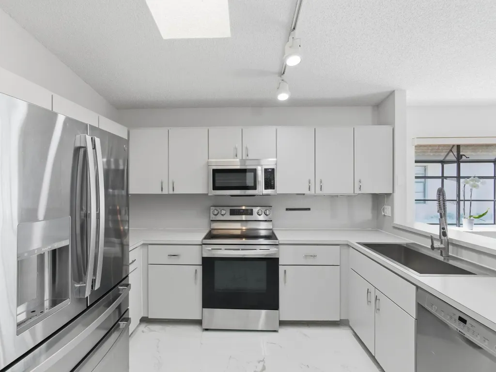 8901 Boatswain Drive Boynton Beach FL 33436