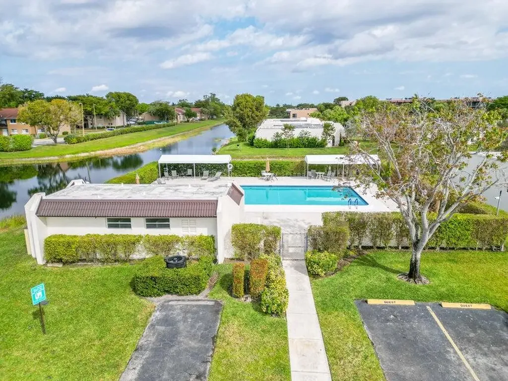 107 Lake Terry Drive West Palm Beach FL 33411