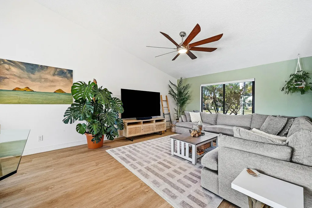 5657 Aspen Ridge Circle Delray Beach FL 33484