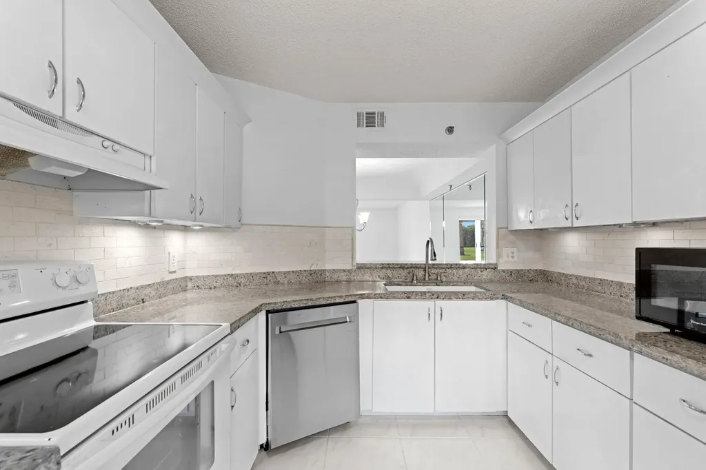 9170 SW 14th Street Boca Raton FL 33428