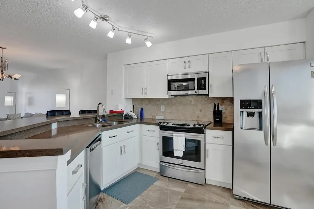 2334 S Cypress Bend Drive Pompano Beach FL 33069