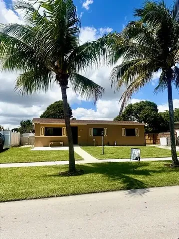 1481 SW 7th Terrace Deerfield Beach FL 33441