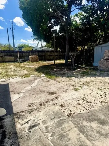 1481 SW 7th Terrace Deerfield Beach FL 33441
