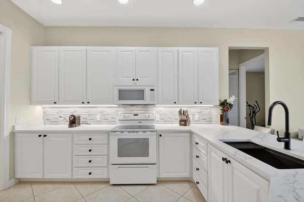 7139 Crystal Lake Drive West Palm Beach FL 33411