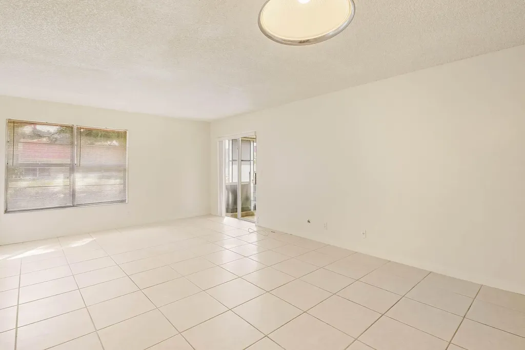12013 Greenway Circle S Royal Palm Beach FL 33411