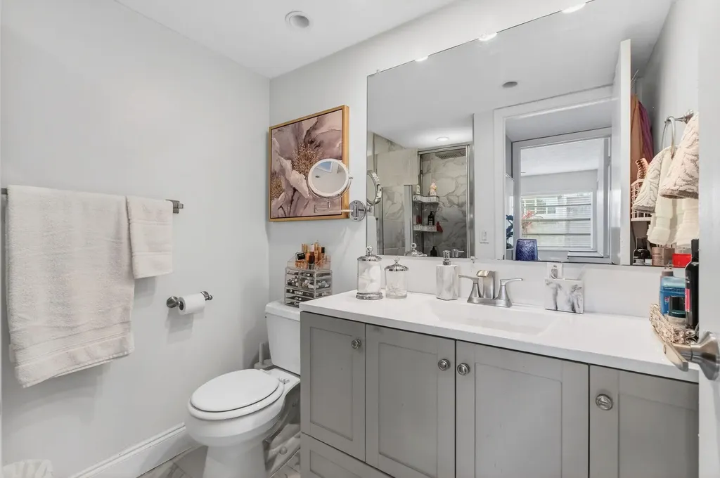 292 Piedmont G Delray Beach FL 33484