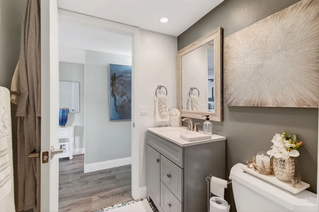 292 Piedmont G Delray Beach FL 33484