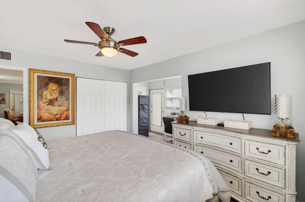 292 Piedmont G Delray Beach FL 33484