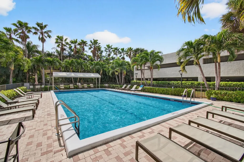 3908 S Ocean Boulevard Highland Beach FL 33487