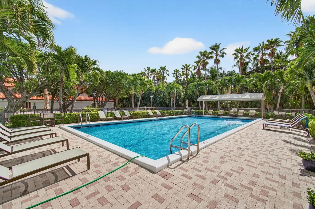 3908 S Ocean Boulevard Highland Beach FL 33487