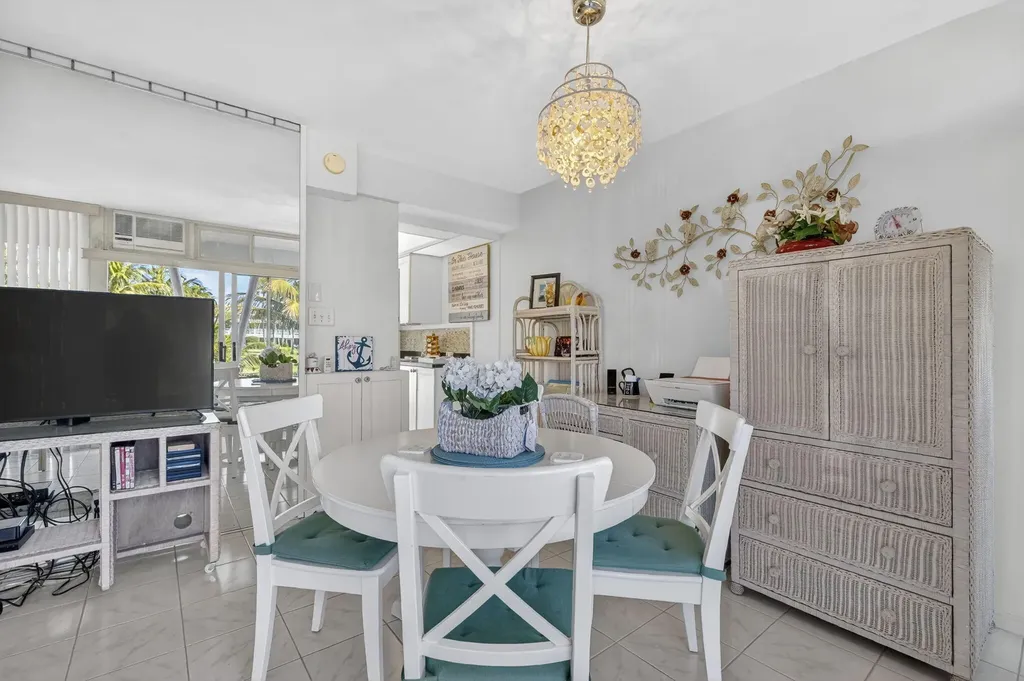 1221 Hillsboro Mile Hillsboro Beach FL 33062
