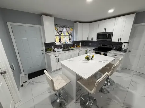 1606 S 45 Street Tampa FL 33619