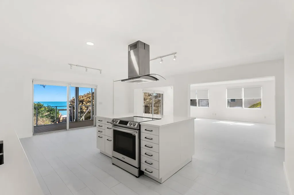 9085 S Highway A1a Melbourne Beach FL 32951
