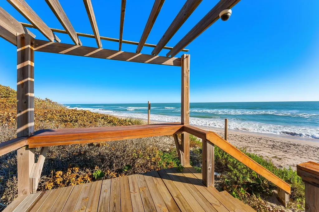 9085 S Highway A1a Melbourne Beach FL 32951
