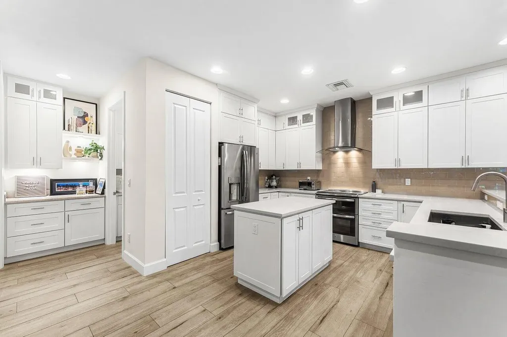 612 SW 15th Street Fort Lauderdale FL 33315