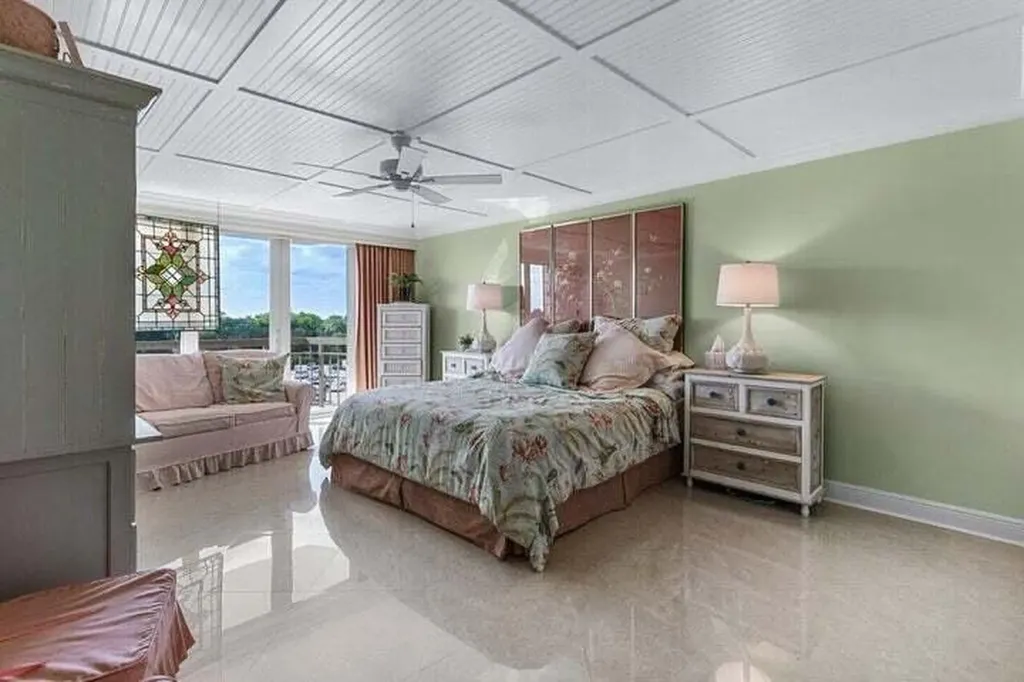 901 E Camino Real Boca Raton FL 33432