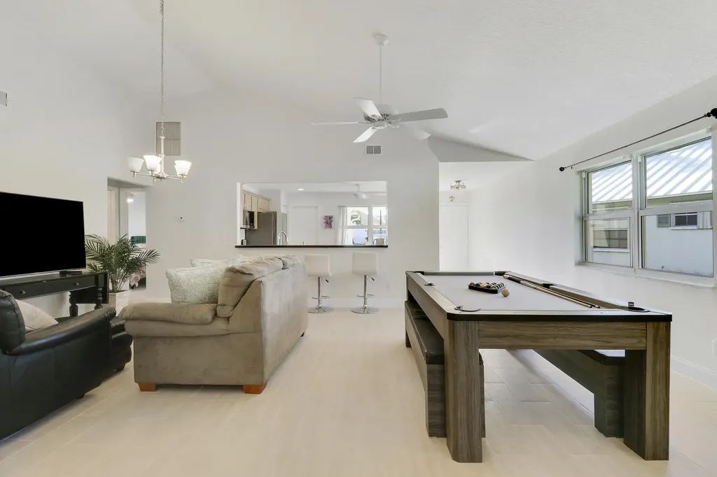 125 Arrowhead Circle Jupiter FL 33458