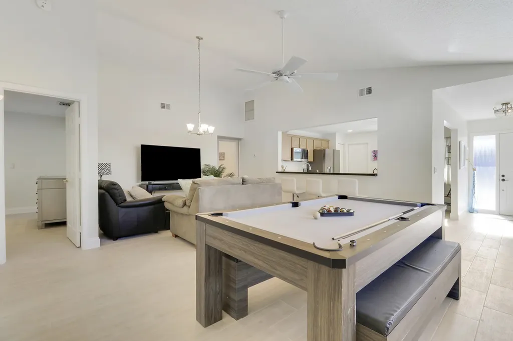 125 Arrowhead Circle Jupiter FL 33458