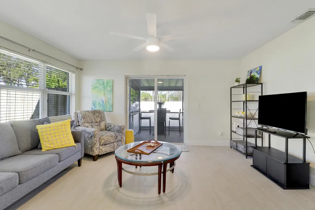 125 Arrowhead Circle Jupiter FL 33458