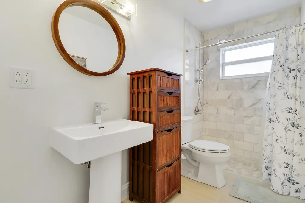 125 Arrowhead Circle Jupiter FL 33458