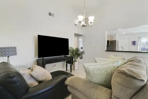 125 Arrowhead Circle Jupiter FL 33458