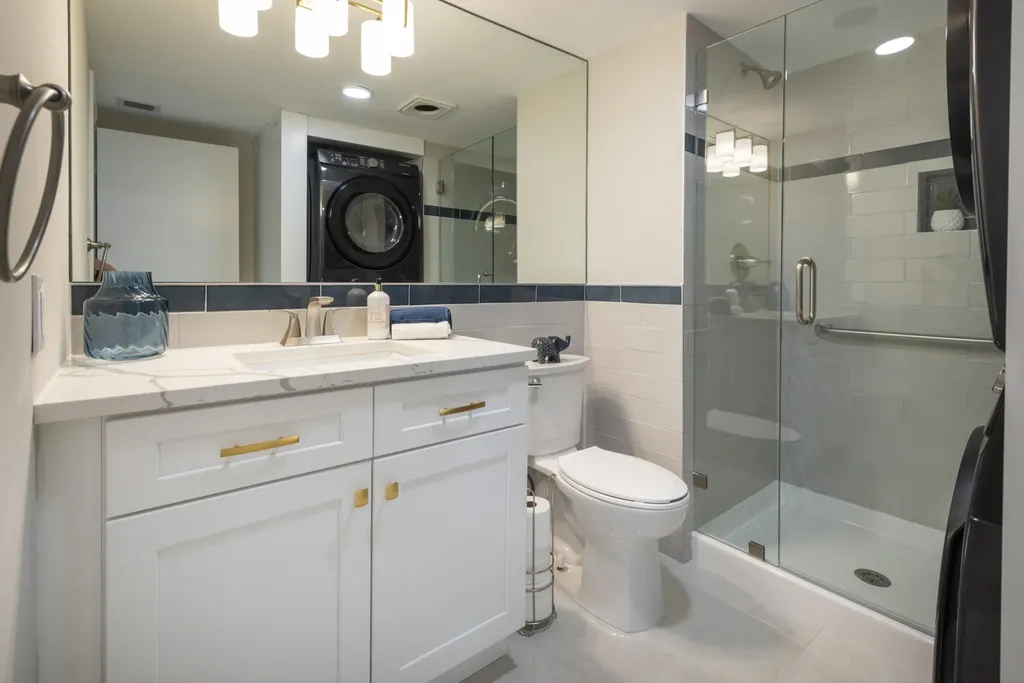 8535 Casa Del Lago Boca Raton FL 33433
