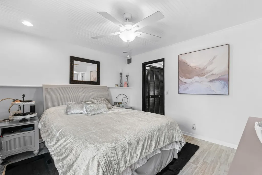 340 Horizons W Boynton Beach FL 33435