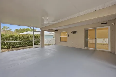 8315 94th Avenue Vero Beach FL 32967