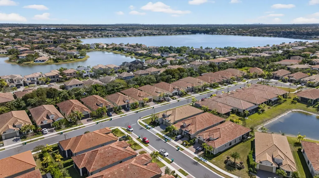 11746 Vivar Run Parkland FL 33076