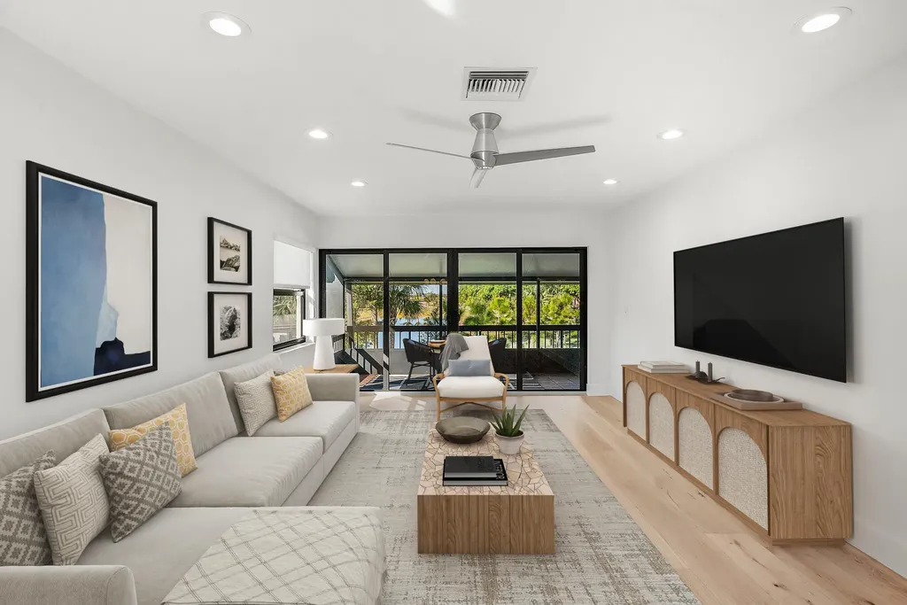 13921 Royal Palm Court Delray Beach FL 33484