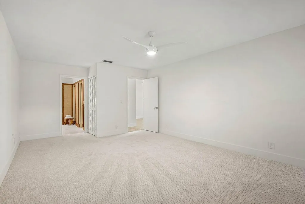 13921 Royal Palm Court Delray Beach FL 33484