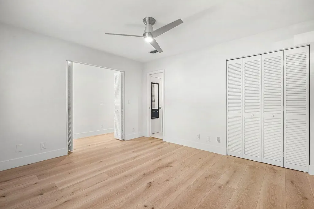 13921 Royal Palm Court Delray Beach FL 33484