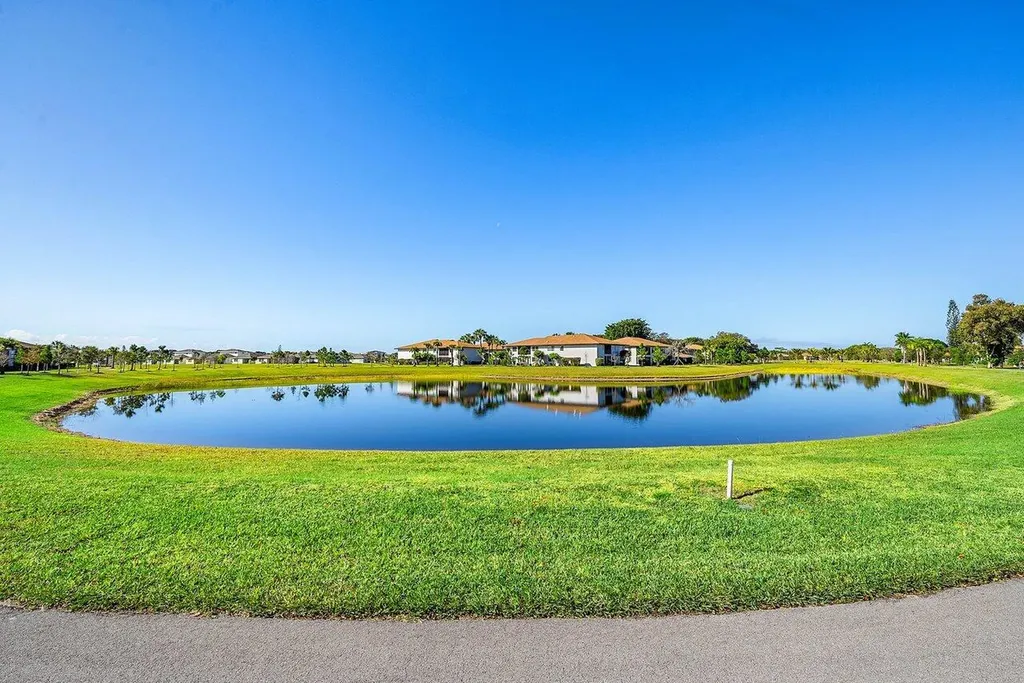 13921 Royal Palm Court Delray Beach FL 33484
