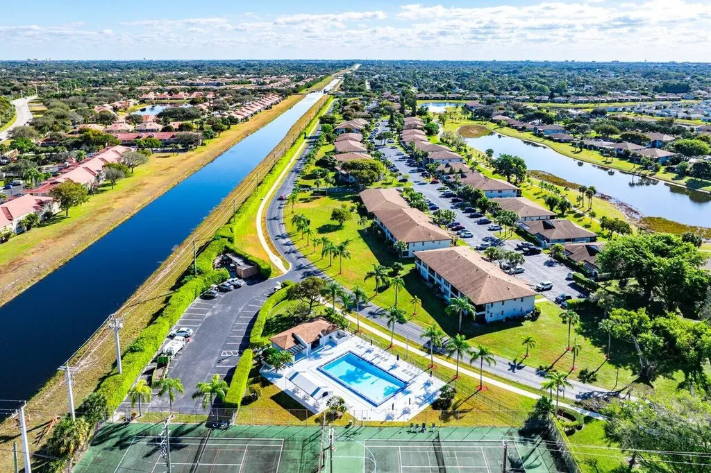 13921 Royal Palm Court Delray Beach FL 33484