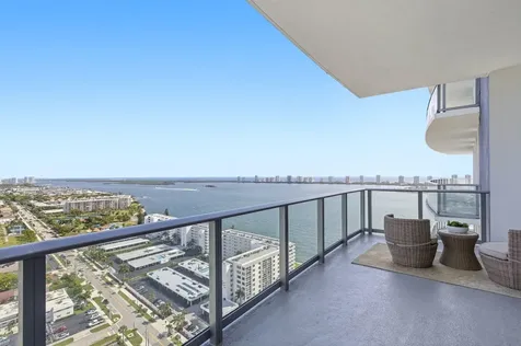 220 S Lake Shore Drive Lake Park FL 33403