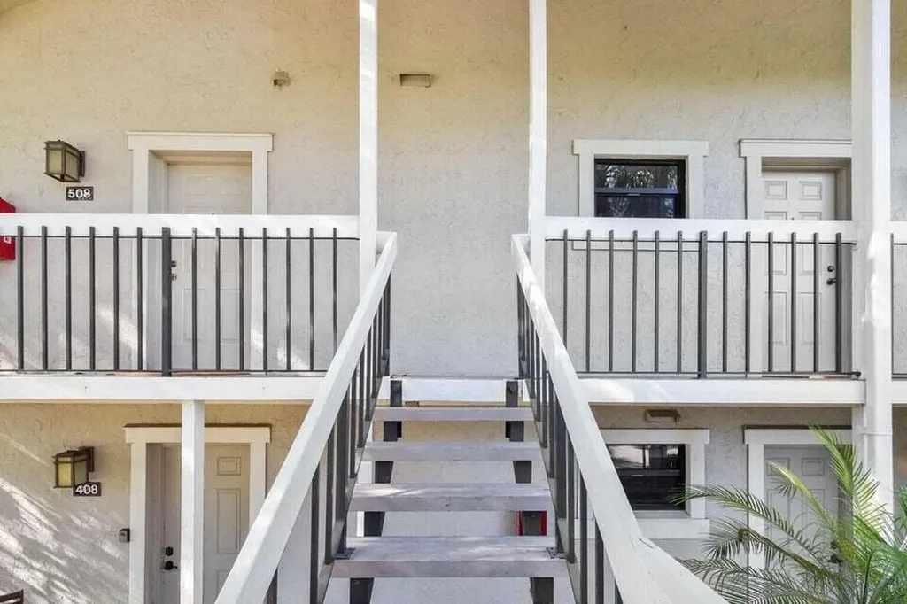11863 Wimbledon Circle Wellington FL 33414