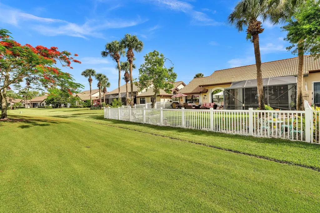 8099 Cassia Drive Boynton Beach FL 33472