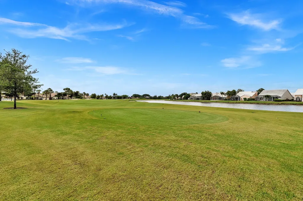 8099 Cassia Drive Boynton Beach FL 33472