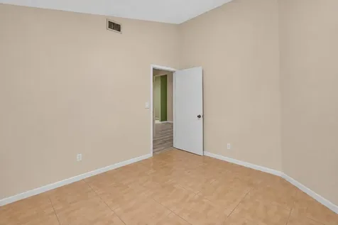 8099 Cassia Drive Boynton Beach FL 33472
