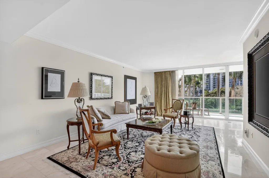 550 SE Mizner Boulevard Boca Raton FL 33432